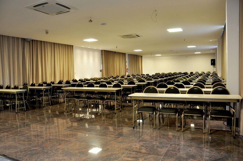 Galatas Golden Hotel Patos de Minas Exterior photo